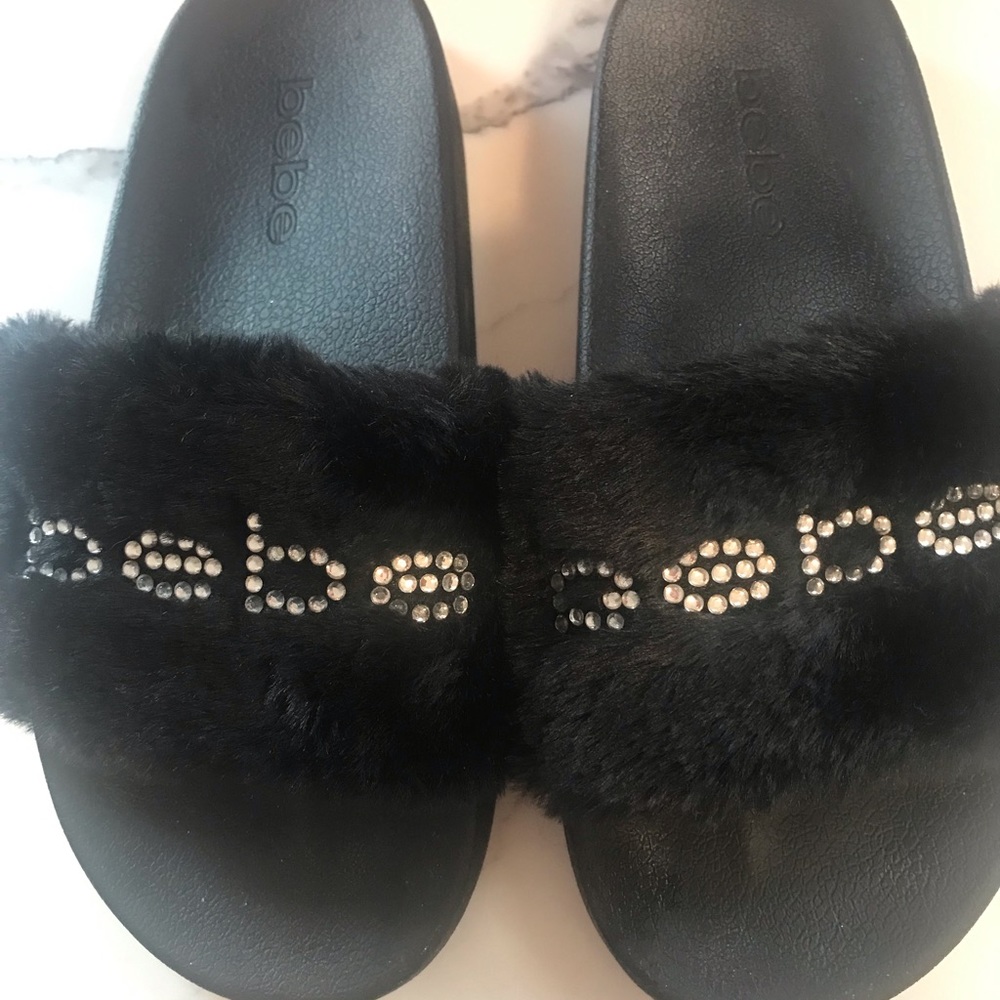 Bebe slides. Size 7